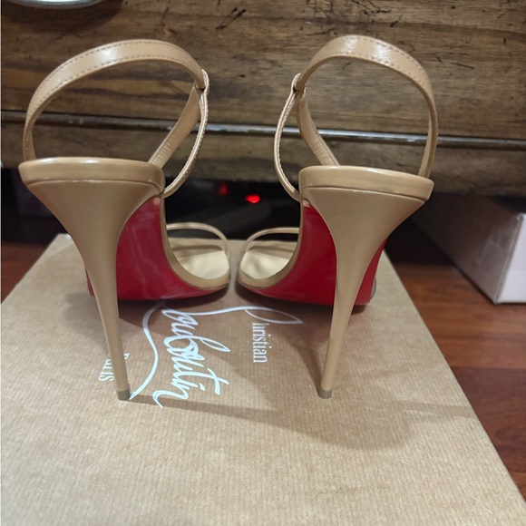 Louboutin Rosalie 100 MM Leather Sandals - Picture 13 of 16